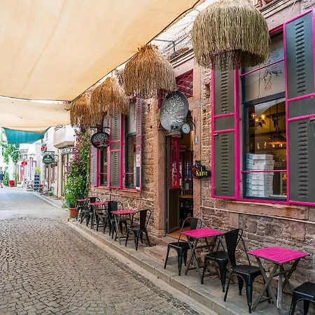 Siyah Lale Cunda 1841 (adults Only) فندق 2*