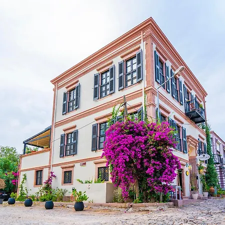 فندق Siyah Lale Cunda 1841 (adults Only) 2*